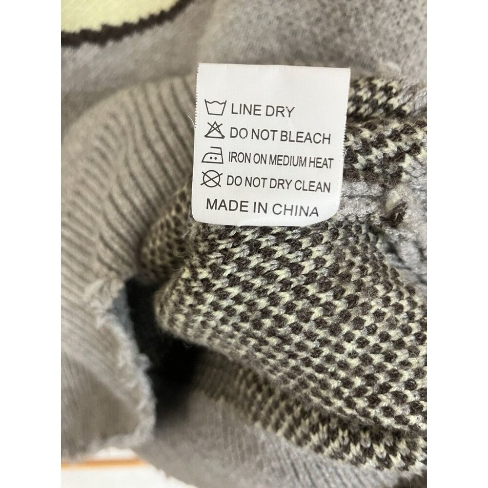 Miss Sparkling Graphic Smiley Face Distressed Hem Sweater Women’s Small Gray - Picture 6 of 8